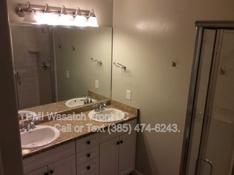 Spacious 4-Bedroom Townhouse Oasis in West Valley City! property image