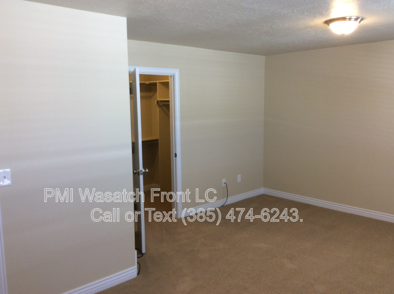 Spacious 4-Bedroom Townhouse Oasis in West Valley City! property image