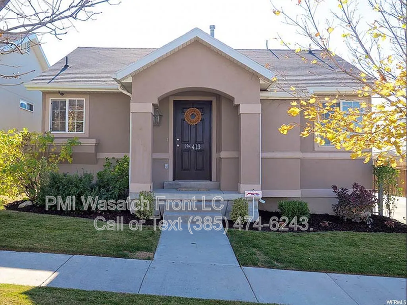 Charming 4-Bedroom Draper Home with Spacious Layout and Modern Comforts! property image