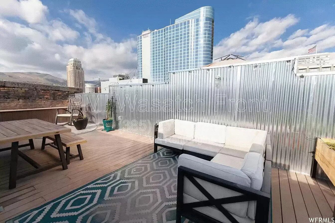 Charming 2-Bed Condo in Downtown SLC property image